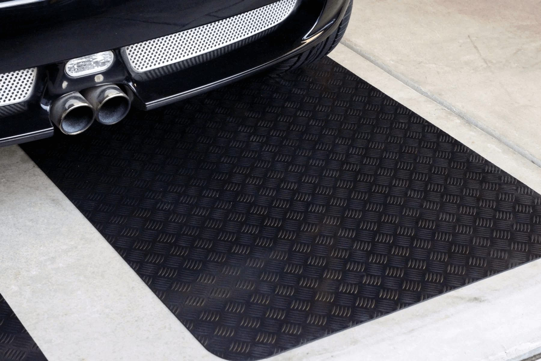 GARAGE FLOOR MATS OPTIONS
