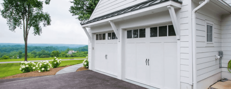 GARAGE DOOR DESIGN IDEAS THAT SUIT YOUR HOME, PLUS TIPS!