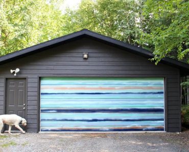 THESE DIY GARAGE DOOR MAKEOVER IDEAS WILL IMPROVE YOUR CURB LOOK, CHECK THESE OUT! THESE DIY GARAGE DOOR MAKEOVER IDEAS WILL IMPROVE YOUR CURB LOOK, CHECK THESE OUT!