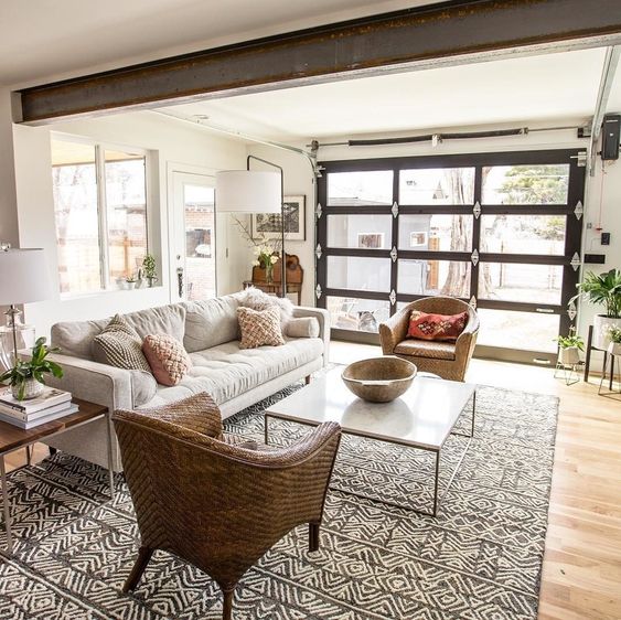 WARM GARAGE MAKEOVER LIVING SPACES