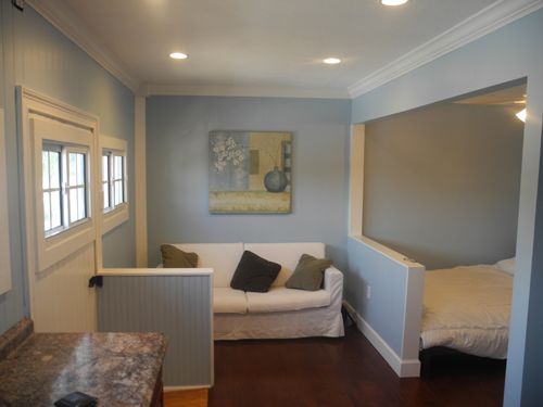 GARAGE MAKEOVER TO MODEST AND COZY BEDROOM IDEAS