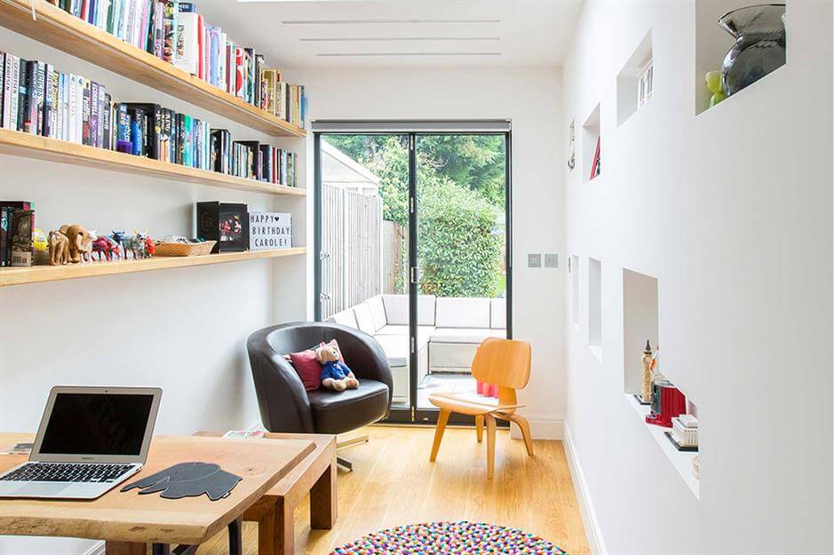 SMALL BUT SPACIOUS GARAGE MAKEOVER TO OFFICE DESIGN IDEAS
