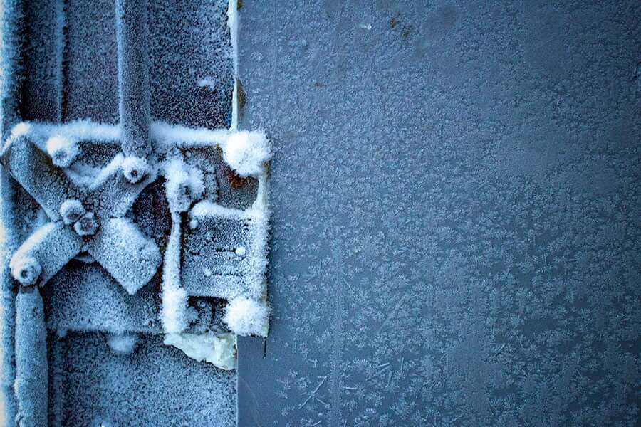 HOW TO FIX FROZEN GARAGE DOOR