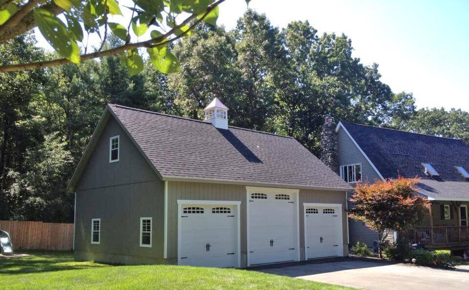 ATTIC DETACHED 3 CAR GARAGE