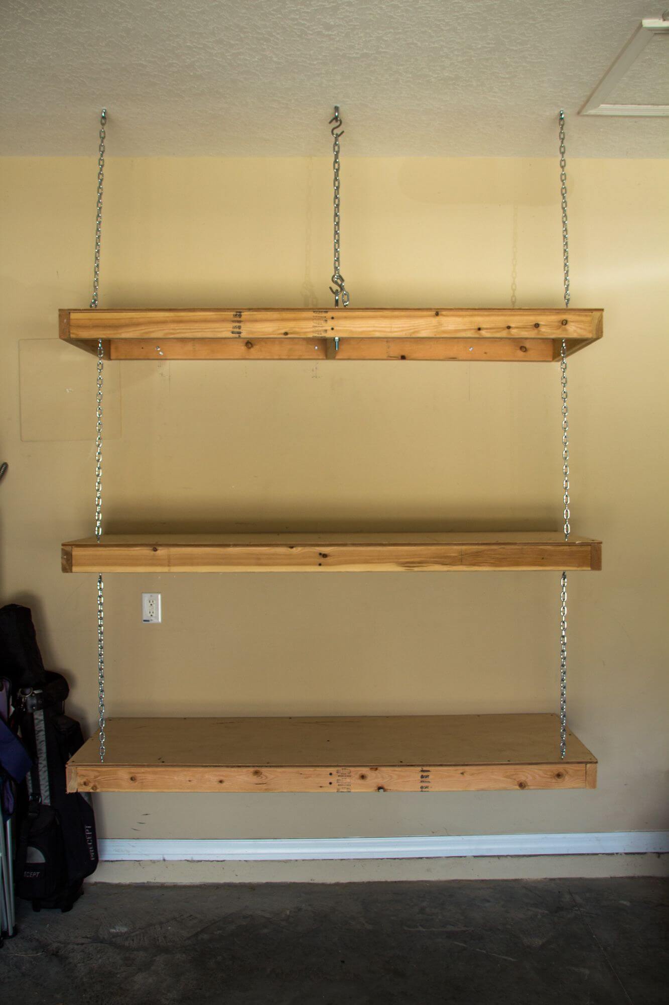 CHAIN HOOKED WALL MOUNTED GARAGE SHELVES