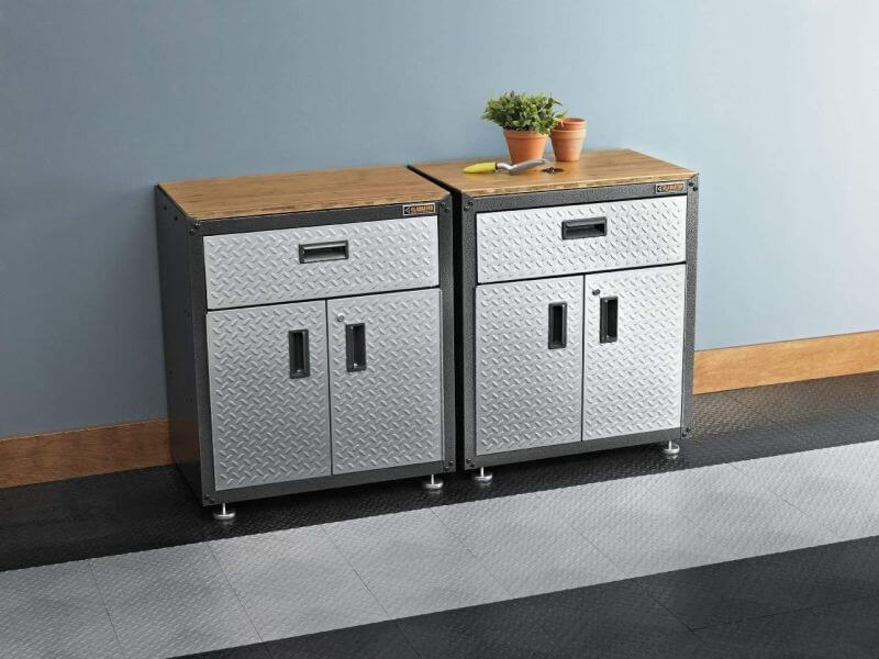 Ready-to-Assemble Cabinet from Gladiator is A Good Choice FOR GARAGE STORAGE SYSTEM
