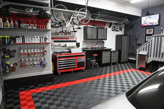 CAR GARAGE DECORATING IDEAS WITH CAR SUPPLIES SHELVING