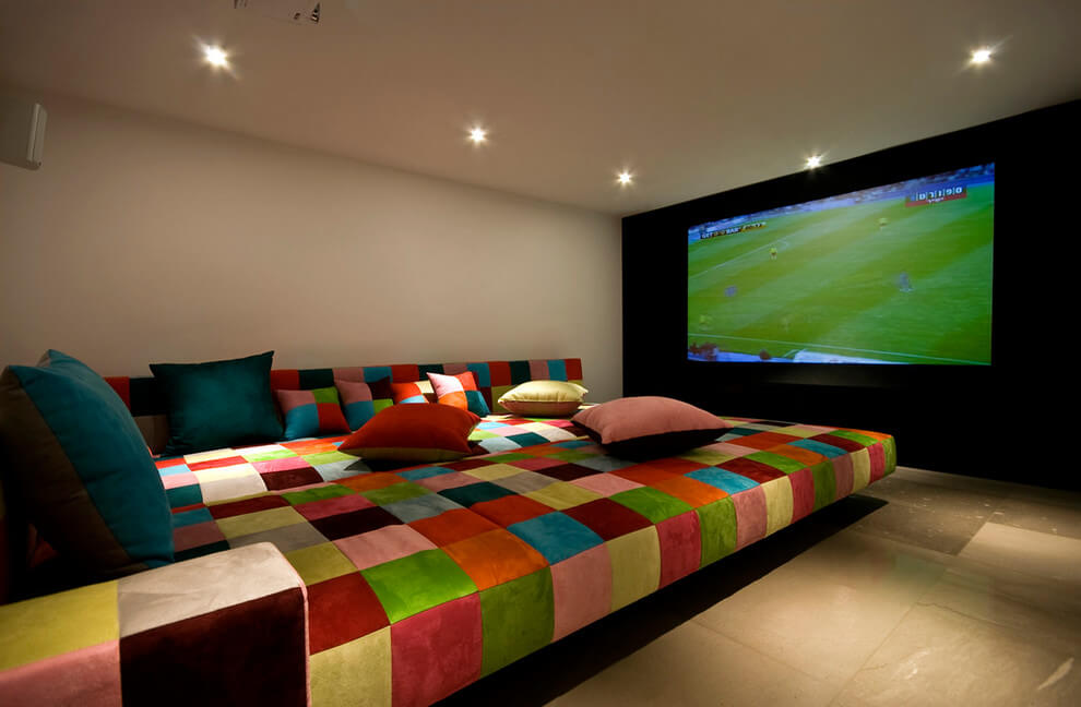INSPIRING IDEAS FOR BONUS ROOMS ABOVE GARAGE WITH HOME CINEMA