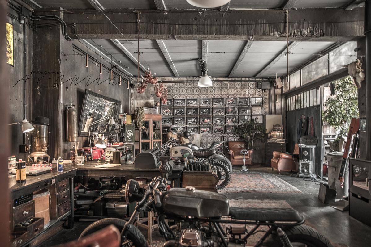 WORKSHOP STATION GARAGE MAN CAVE FURNITURE IDEAS 