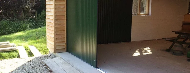 Garage Door Leaks At Bottom Corners