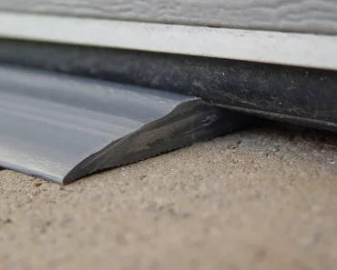 Best Garage Door Seal To Keep Water Out Best Garage Door Seal To Keep Water Out